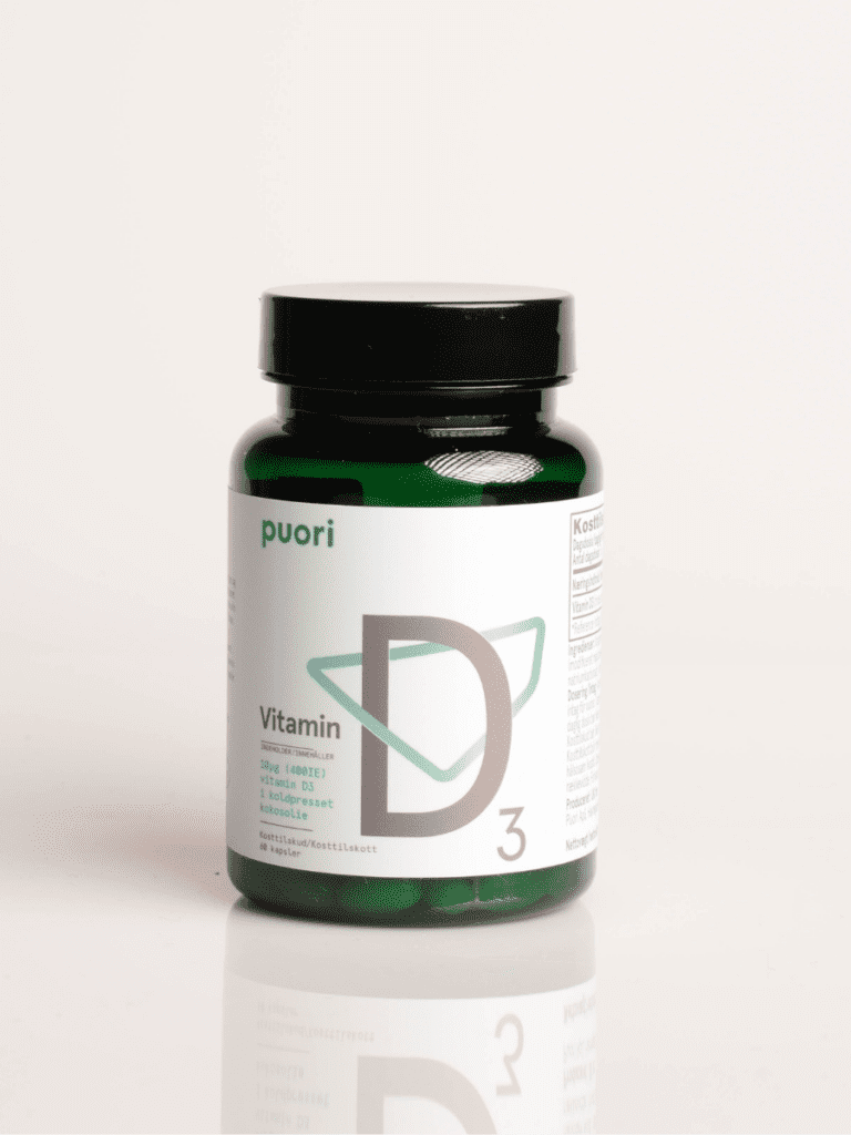 Grønn glassflaske med Puori Vitamin D3 kosttilskudd, hvit etikett og svart lokk